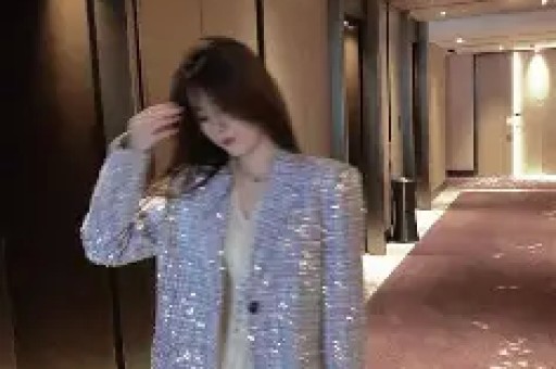 网红密子君吃播“翻车”被质疑“又当又立”网友：好感全无