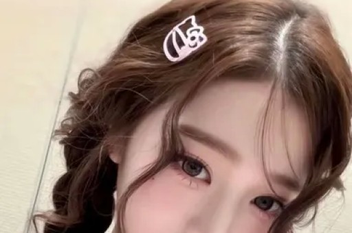 揭秘吃瓜群背后的真相：美女瓜友真能带来快乐吗？