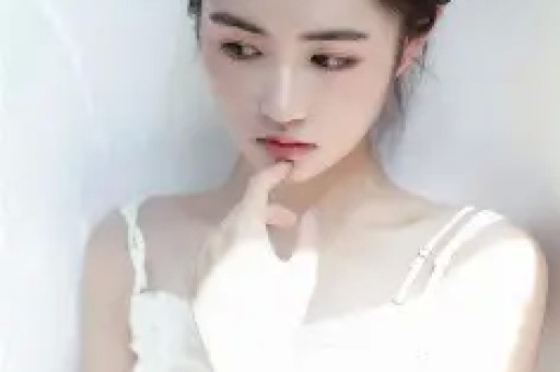 别吹了!三亚盛典网红生图一个比一个惨姚安娜却靠真实圈粉无数 别吹了!三亚盛典网红生图一个比一个惨姚安娜却靠真实圈粉无数